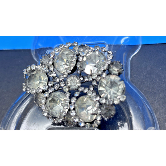 Vintage 1950s Rhinestone Brooch, Silver-tone Clear Crystal - Picture 8 of 16